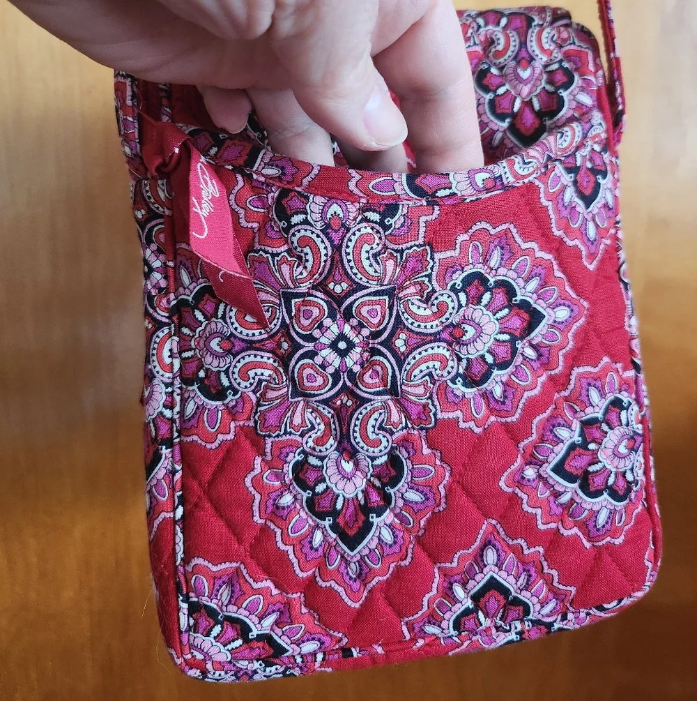 Vera Bradley.Crossbody Bag